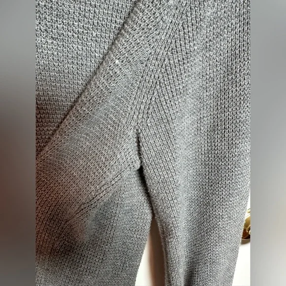 Vince gray V-Neck Women's Sweater - Picture 6 of 10